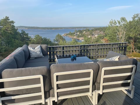 Cabin with sea view on Vesterøy - Whales