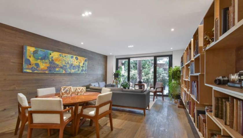 OTOCH: MI CASA TU CASA