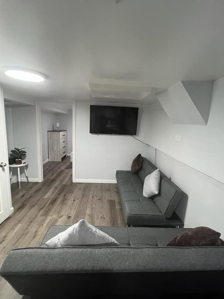 2-bedroom Basement Apartment In Uniondale - Freeport, NY