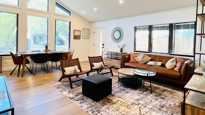 Brand new 2 bedroom home next to Stanford Campus gallery image 2