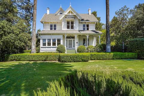 Four Palms Yolo - Historic Home