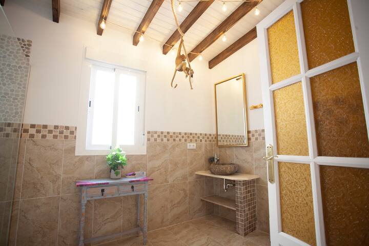 El Palacete de Cuevas del Almanzora managed Airbnb listing 2