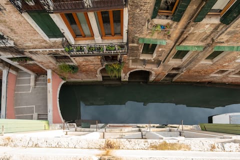 Annuncio Airbnb popolare: Palazzo Raspi -Private Gym and Elevator a Venezia