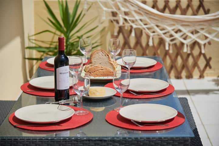 Calm & Relaxing Apartment W/ Terrace In Almada - Almada