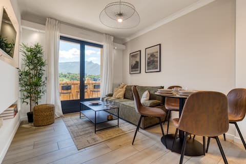Stay&Go des Monts 3*- Town, Lake & Cures - Parking