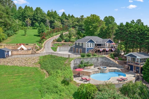 Serene River view Retreat w/Hot Tub+Pool+Boat Dock