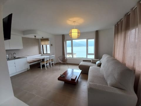 Ocean view apartment in O Vicedo
