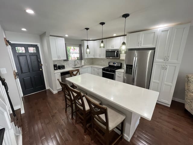 Short train ride to U.S. Open and Citi Field