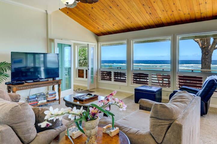 Haena beachfront with panoramic views TVR # 5134 gallery image 2