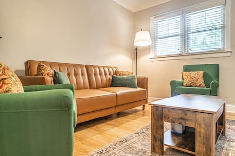 Top performing Airbnb: Maine Avenue: Downtown Southern Pines in Pinehurst / Southern Pines