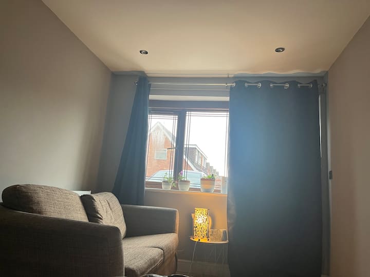 One Bedroom Private Access In
Ellesmer Port - Chester, UK