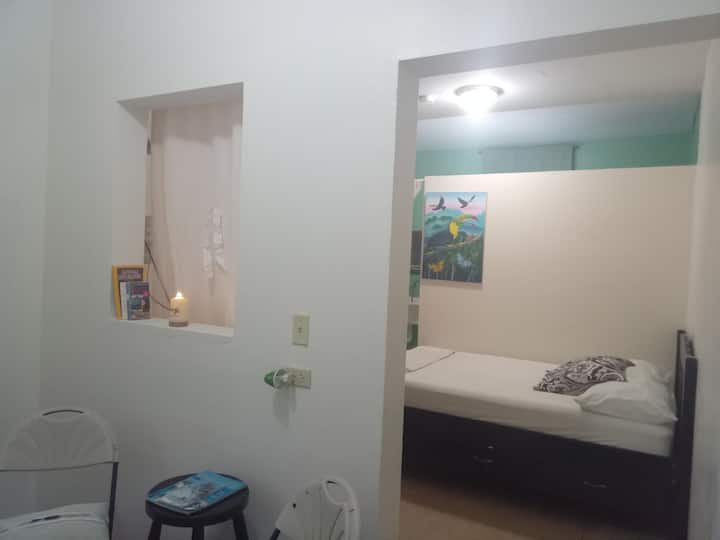 Cozy Clean Room, Long term stay in Belmopan