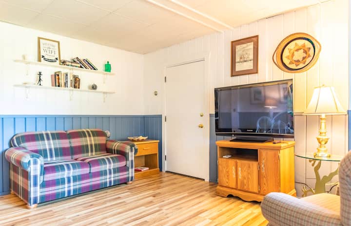 Sunrise Lake View 2 • Walk To Downtown Bayfield - Bayfield, WI