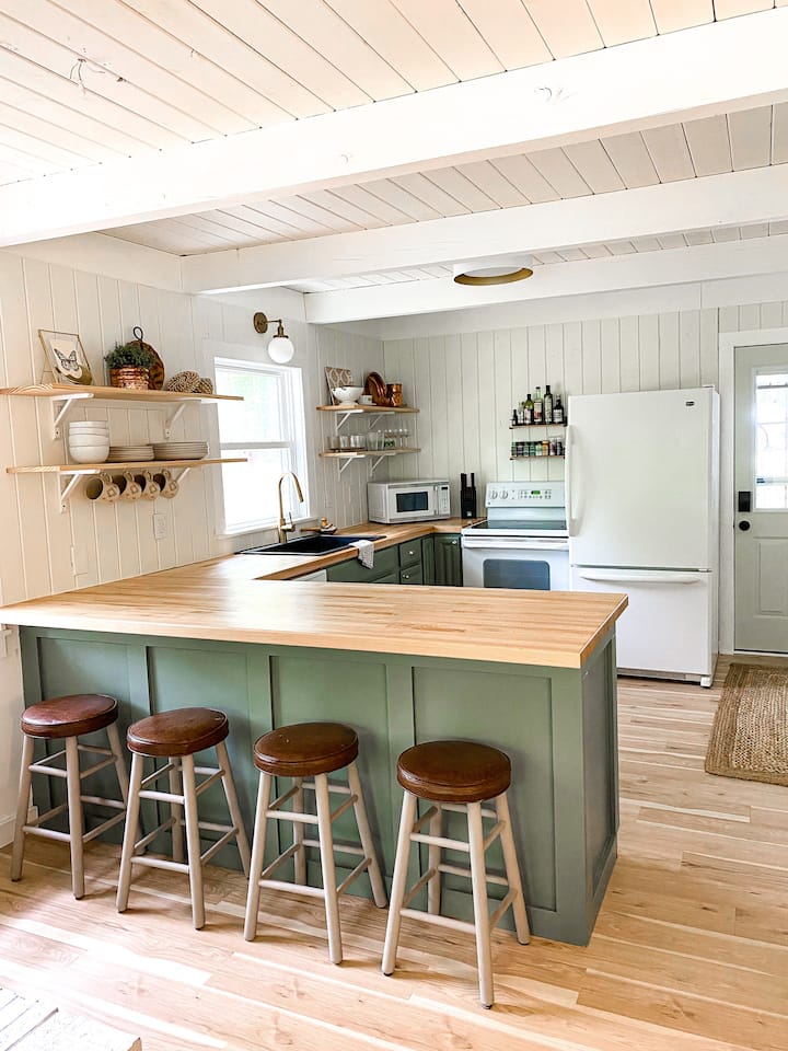 Top 10 Airbnb Vacation Rentals Near Higgins Lake, Michigan Trip101