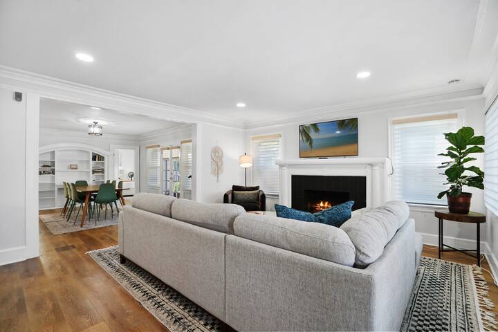 LA Home-Outdoor Space-Parking-USC-DTLA-SoFi-Crypto