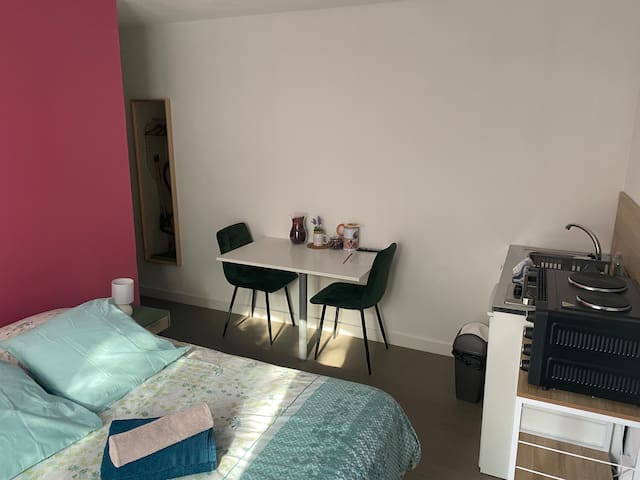 HOTEL HOSTALILLO managed Airbnb listing 2