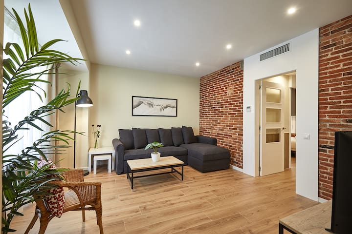 BBarcelona Sagrada Familia Superior 34