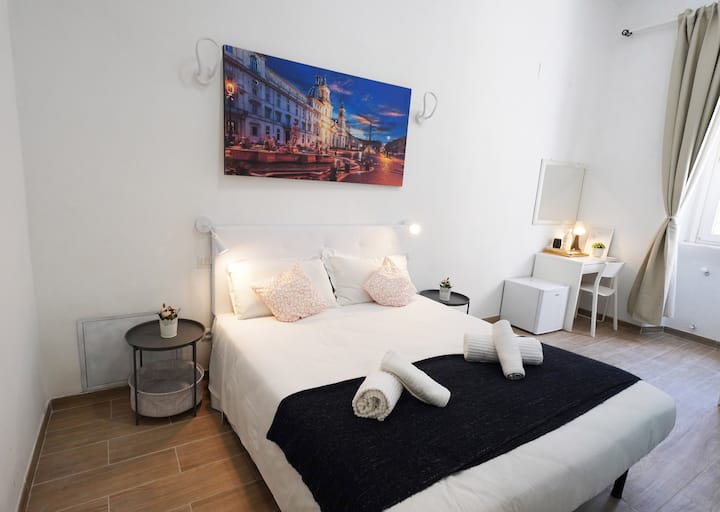 Private Double Room With Private Bathroom - 로마