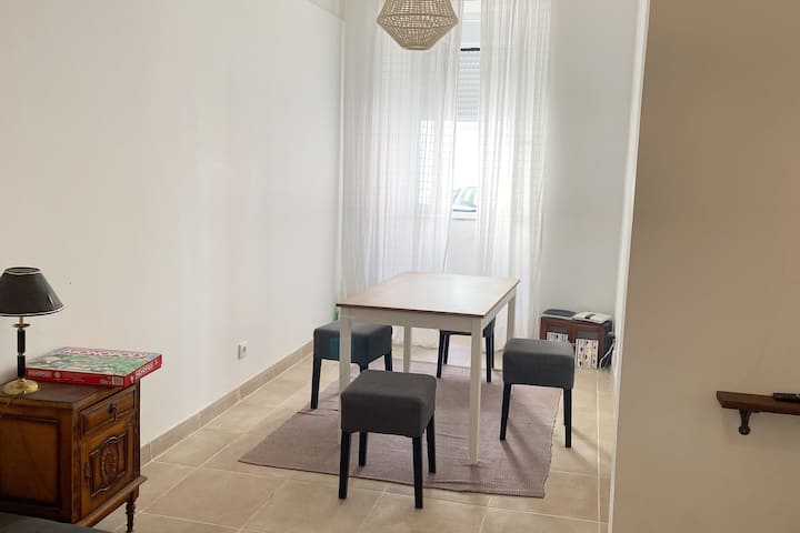 Private Room Close To Santa Apolonia Train Station - Lisbonne