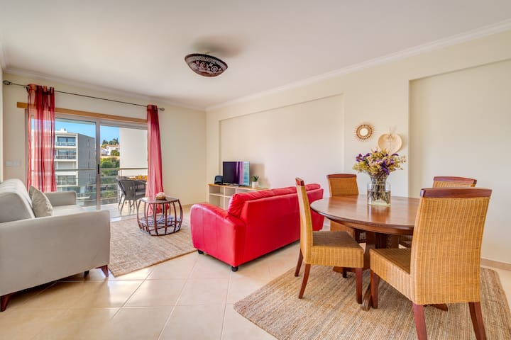 Apartamento Espaçoso Perto Da Praia Da Rocha - Carvoeiro