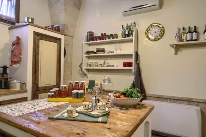 La Cuccuvascia Pool House - Tricase