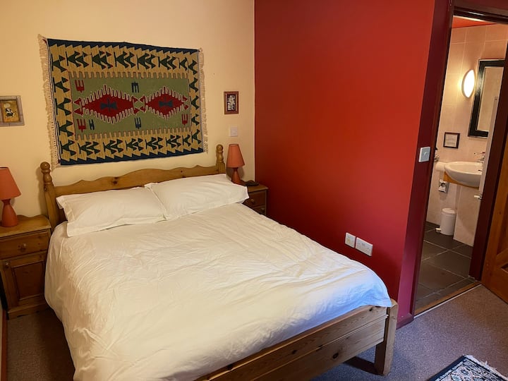 1号卧室（可使用轮椅）。