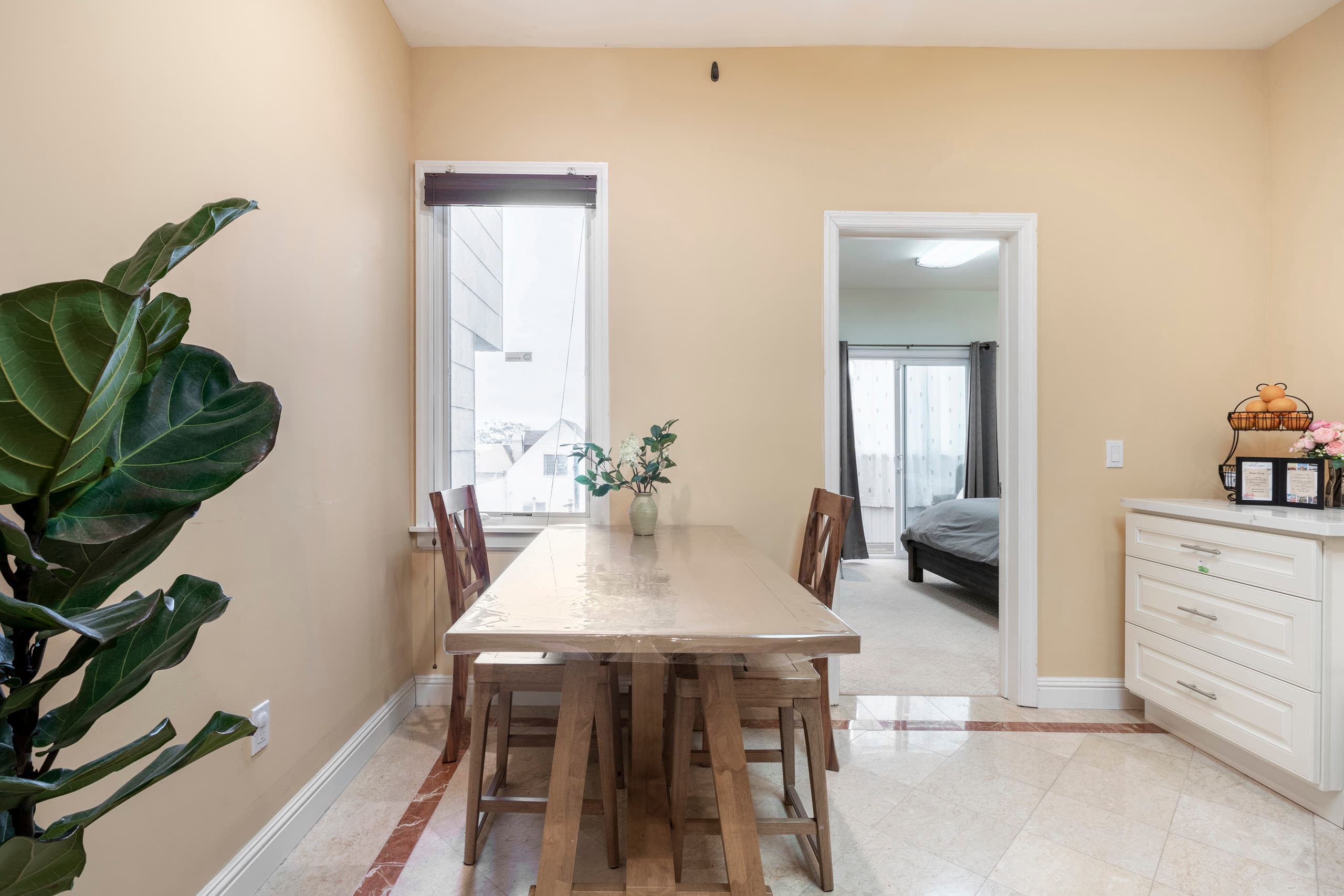 Home in San Francisco · ★4.92 · 2 bedrooms · 3 beds · 1 bath - Image 5