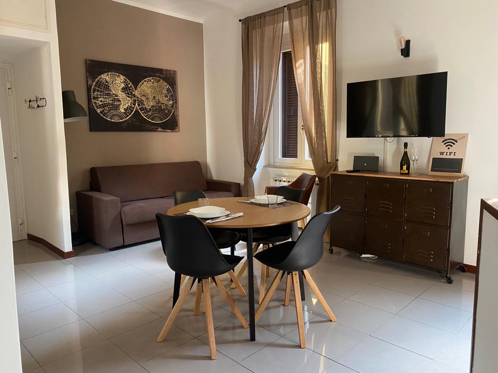Top performing Airbnb: Bilocale LaRocca-Trastevere in Roma