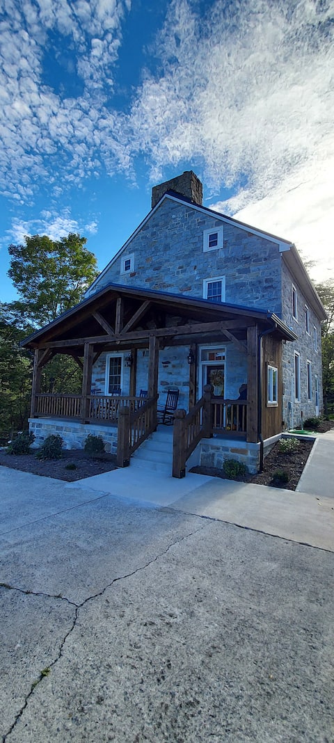 The Stone House Inn