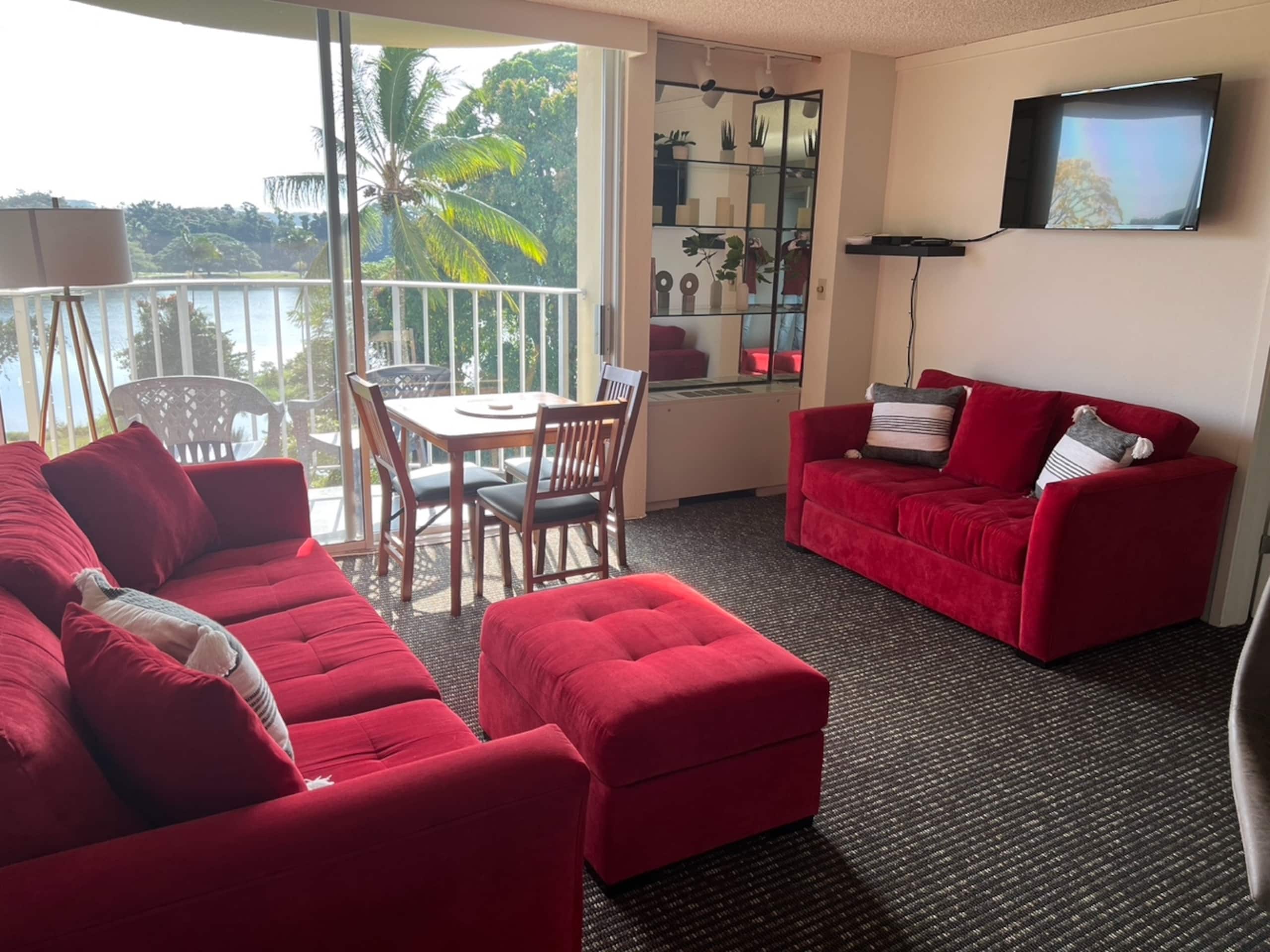 Condo in Hilo · ★4.91 · 2 bedrooms · 2 beds · 2 private baths - Image 2