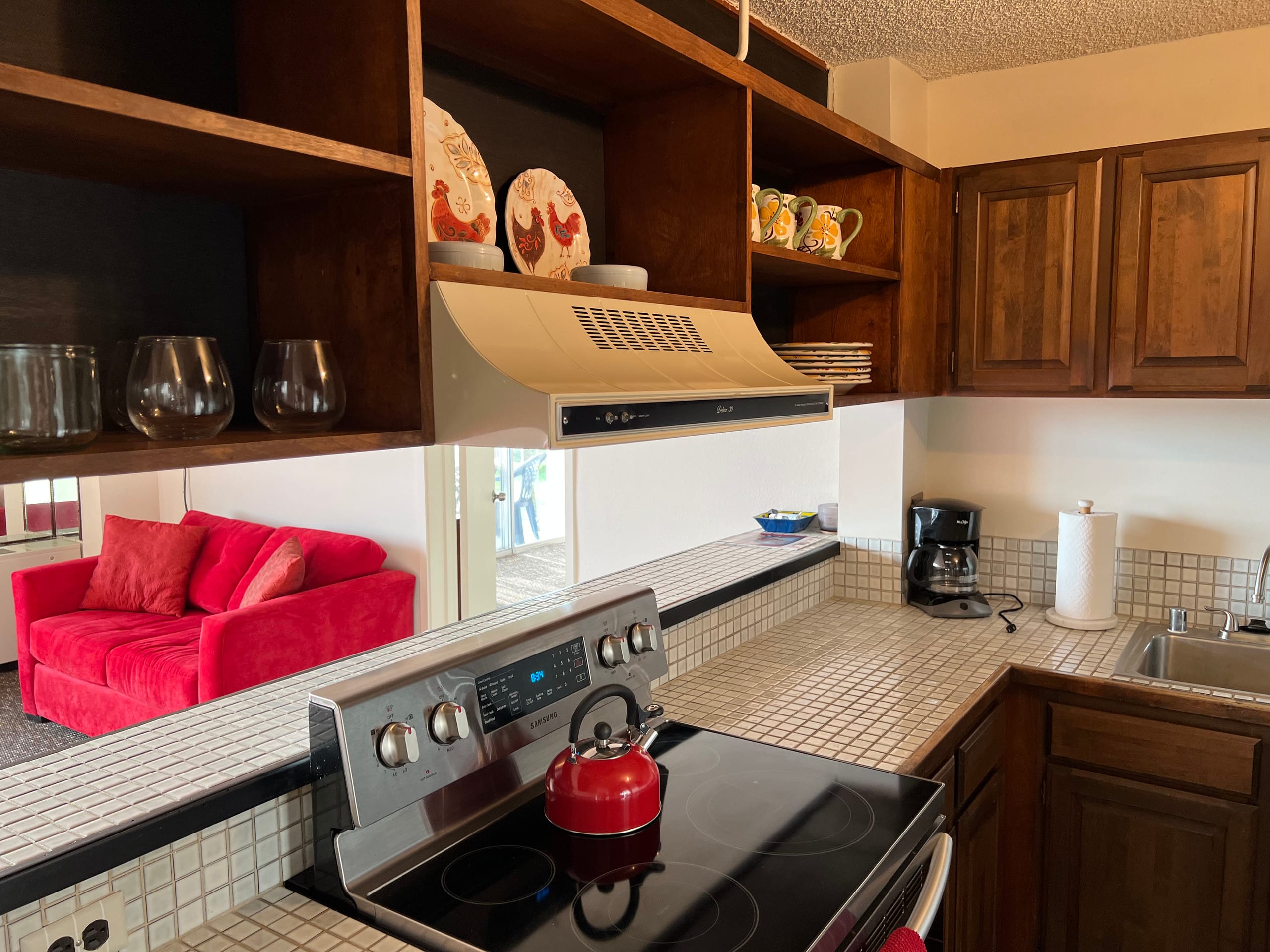 Condo in Hilo · ★4.91 · 2 bedrooms · 2 beds · 2 private baths - Image 7
