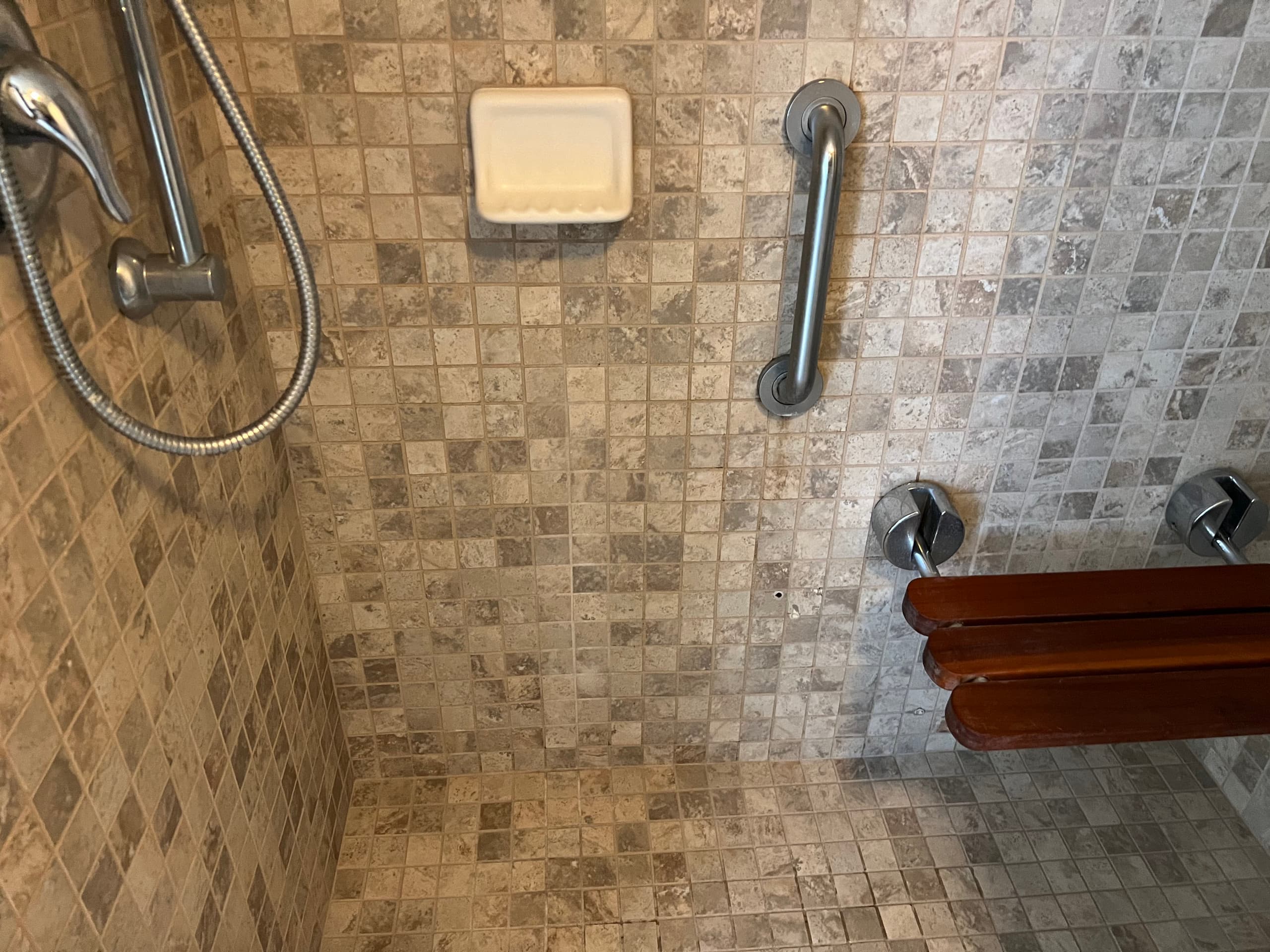 Condo in Hilo · ★4.91 · 2 bedrooms · 2 beds · 2 private baths - Image 9