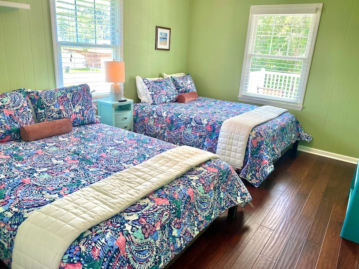 Спалня №4:  две двойни легла