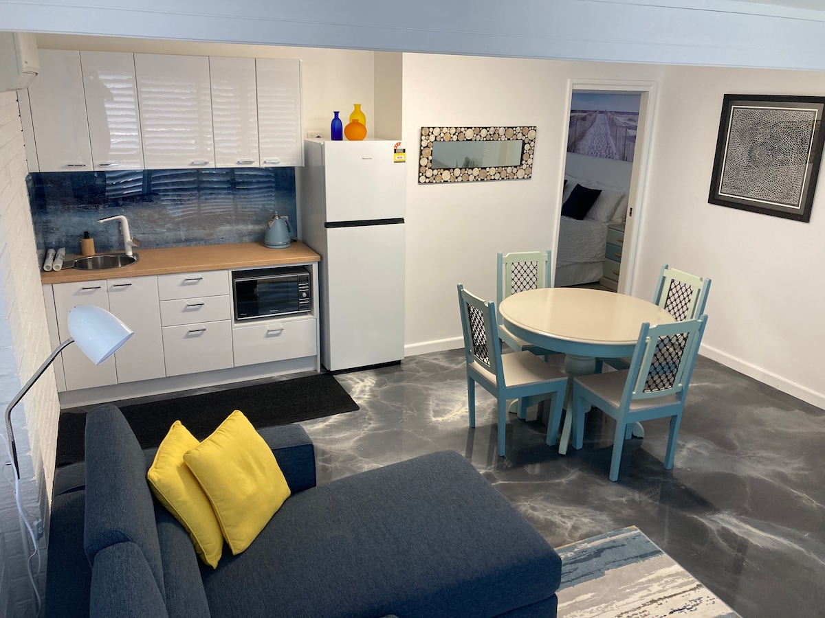 Top performing Airbnb: MANNING has it all!! 
STYLE,SUN ,SHOPS and SURF !! in Coffs Harbour