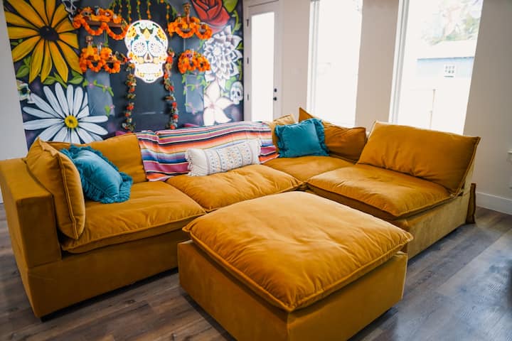 Living room image 1