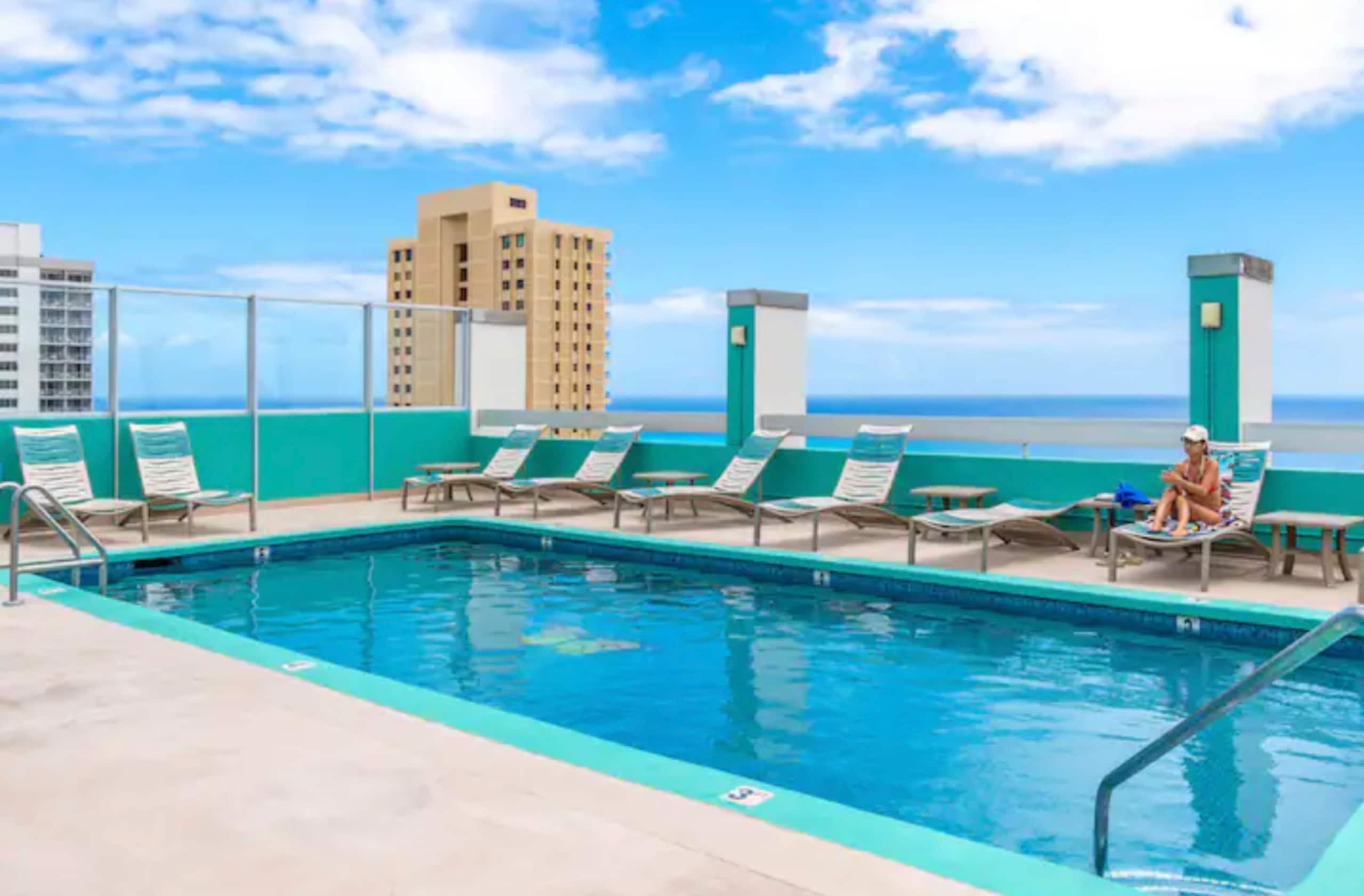 Condo in Honolulu · ★4.88 · 1 bedroom · 2 beds · 1 bath - Image 26