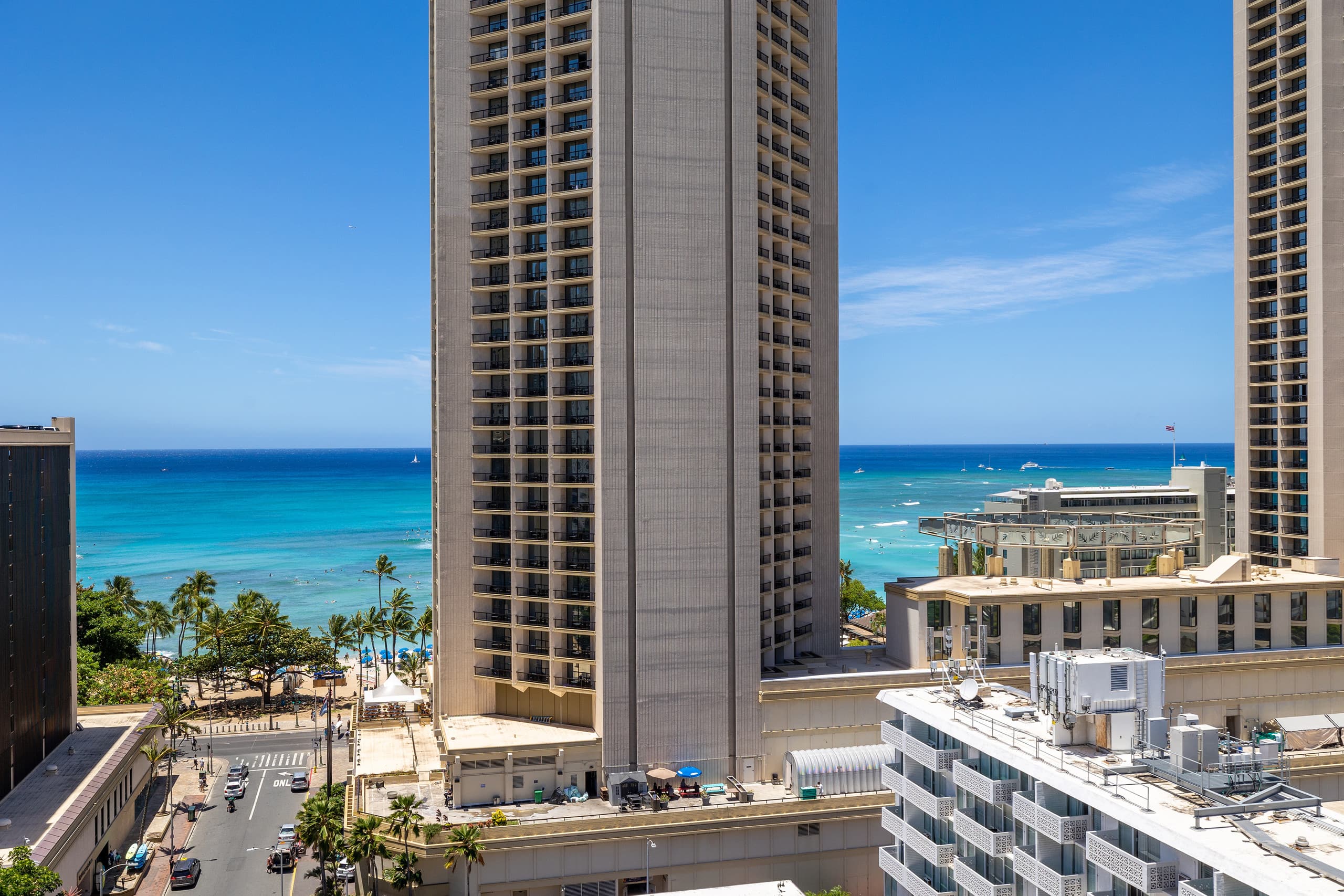 Condo in Honolulu · ★4.88 · 1 bedroom · 2 beds · 1 bath - Image 39