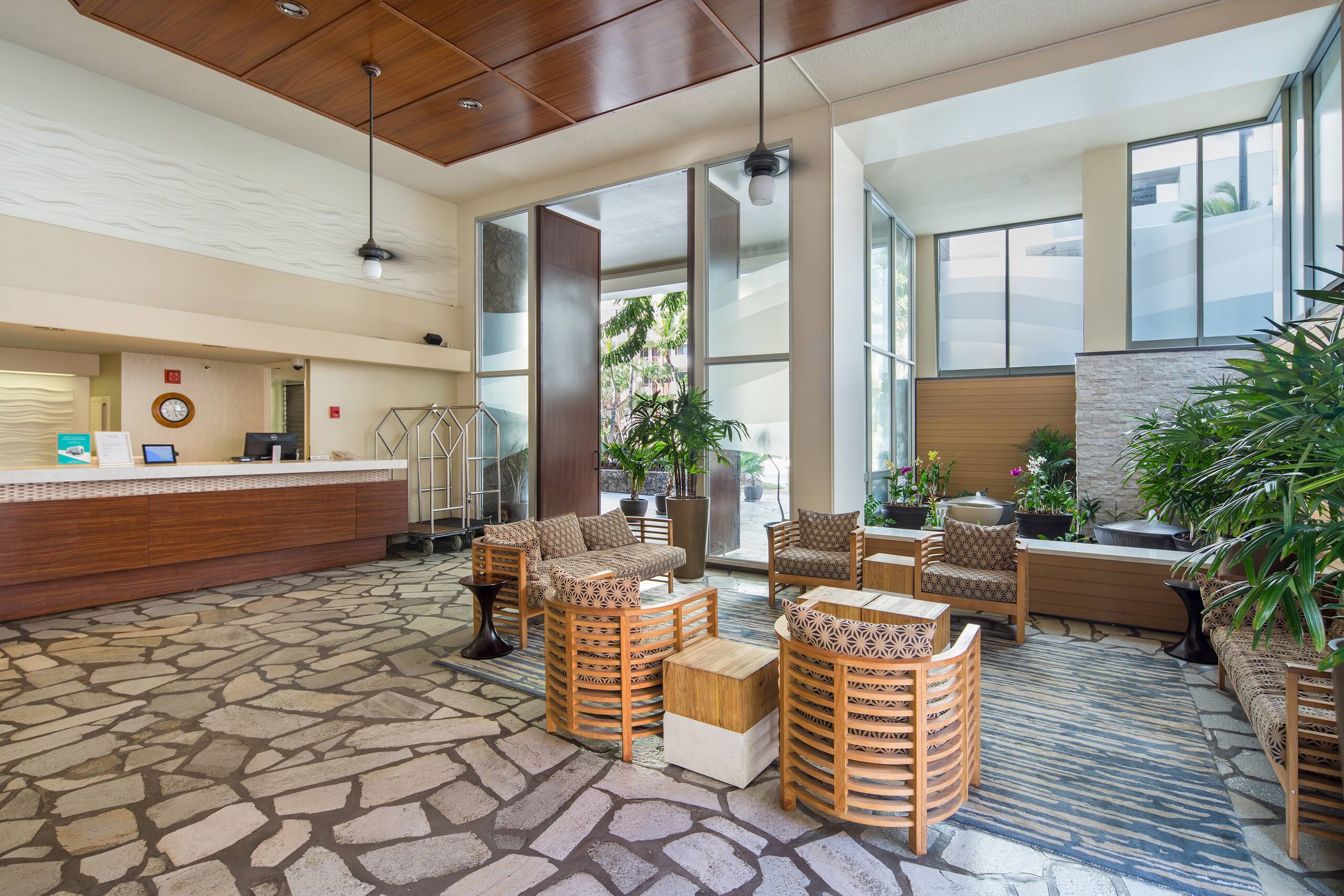 Condo in Honolulu · ★4.88 · 1 bedroom · 2 beds · 1 bath - Image 5