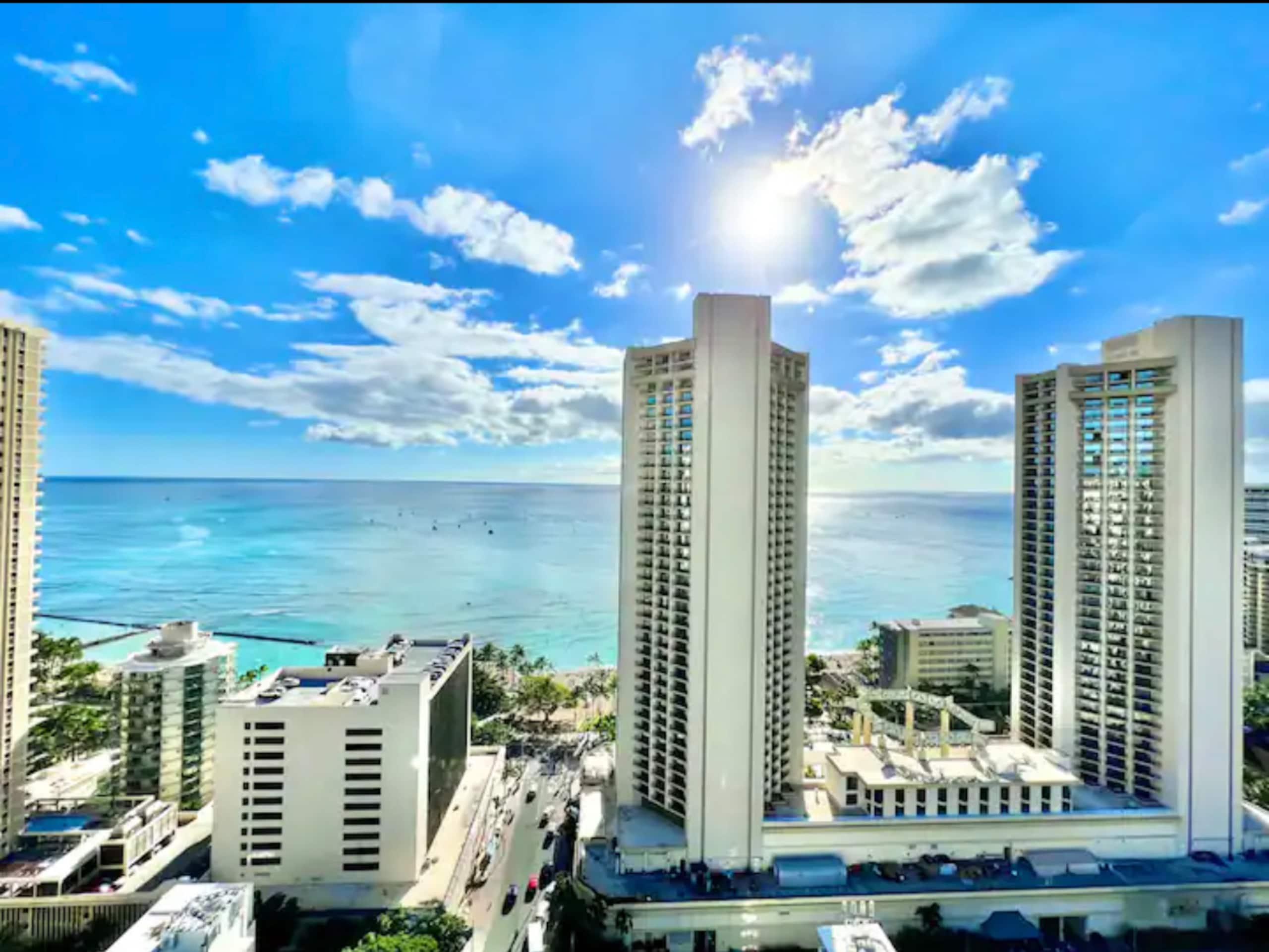 Condo in Honolulu · ★4.88 · 1 bedroom · 2 beds · 1 bath - Image 37