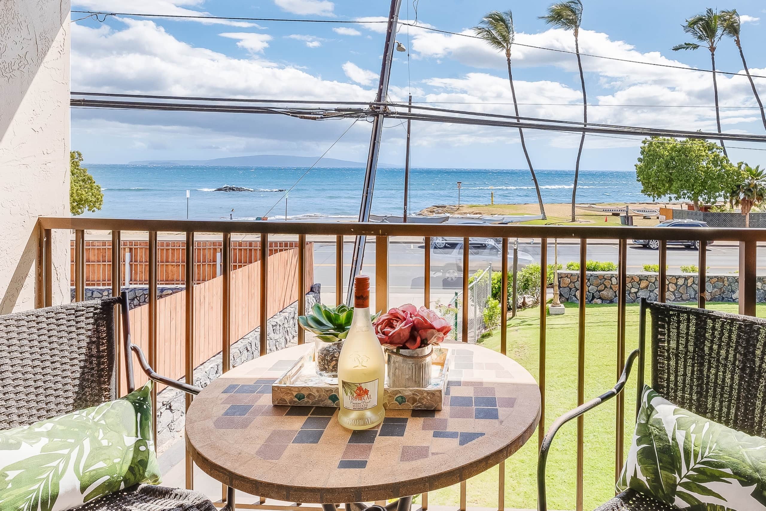 Condo in Kihei · ★4.93 · 2 bedrooms · 2 beds · 2 baths - Image 25