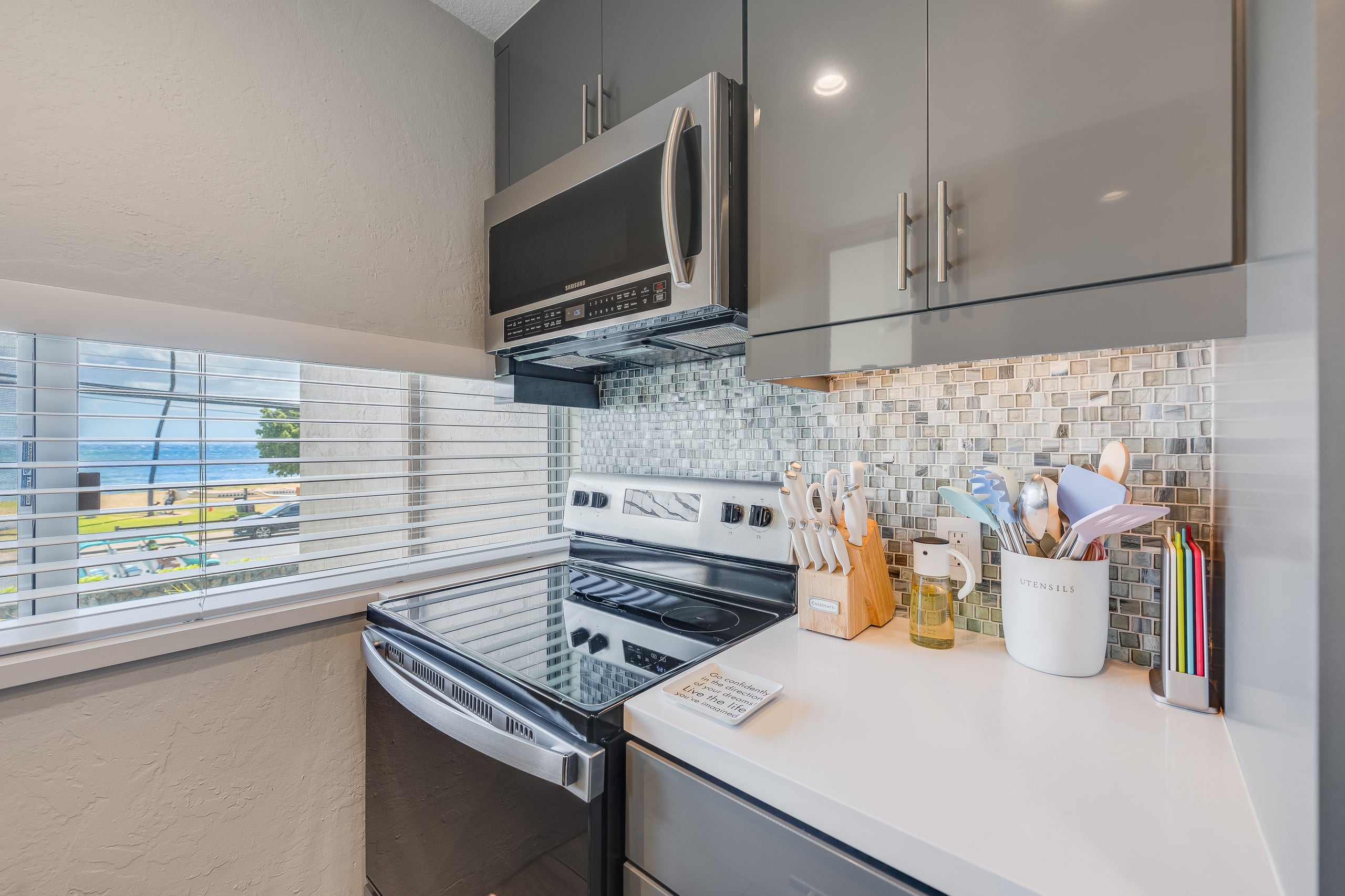 Condo in Kihei · ★4.93 · 2 bedrooms · 2 beds · 2 baths - Image 10
