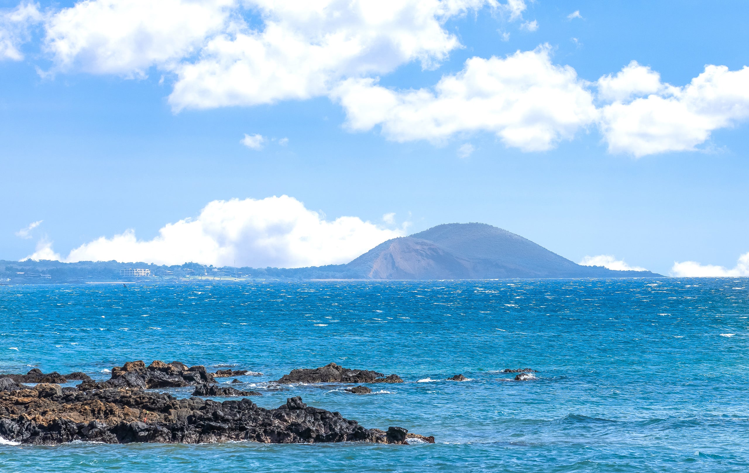 Condo in Kihei · ★4.93 · 2 bedrooms · 2 beds · 2 baths - Image 32