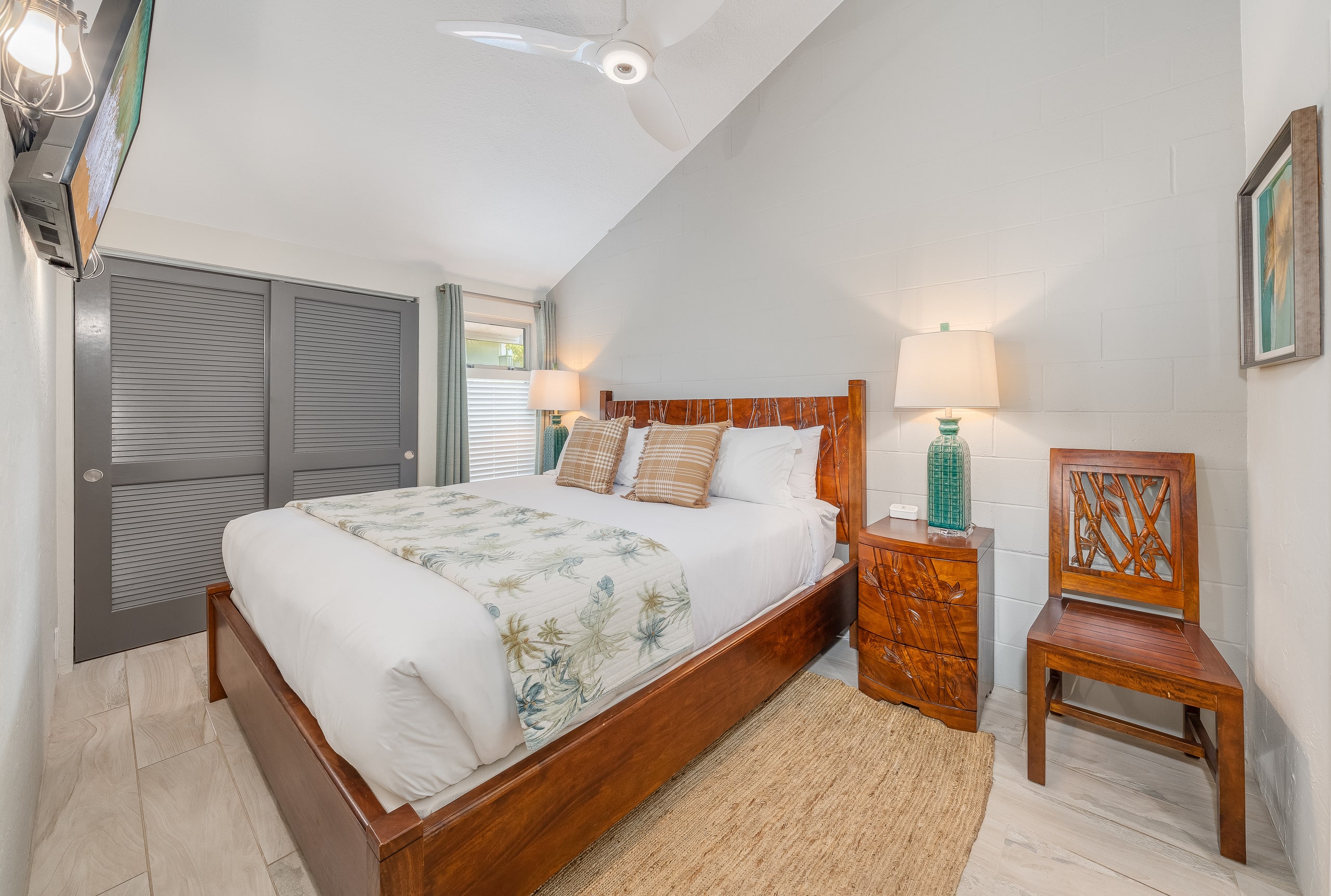 Condo in Kihei · ★4.93 · 2 bedrooms · 2 beds · 2 baths - Image 13