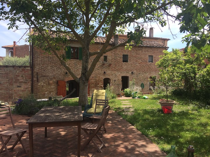 Traditional Umbrian three bed home with pool Vacation homes for Rent