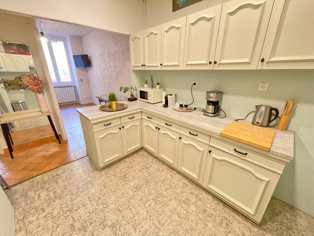 Airbnb performant: Perfect location, quiet, availability à Libération