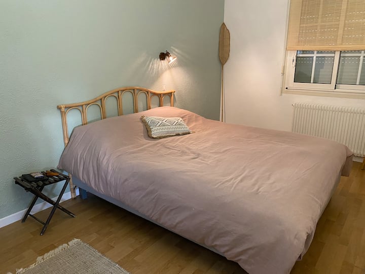 Dhomë gjumi me krevat dopio "queen"