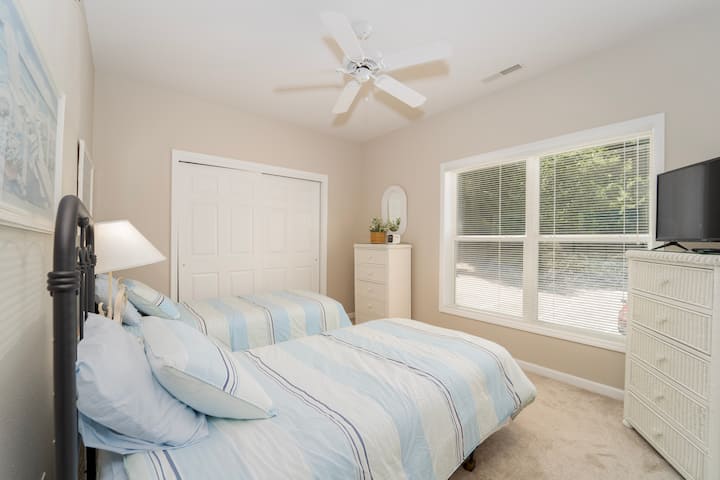 חדר שינה שלישי.