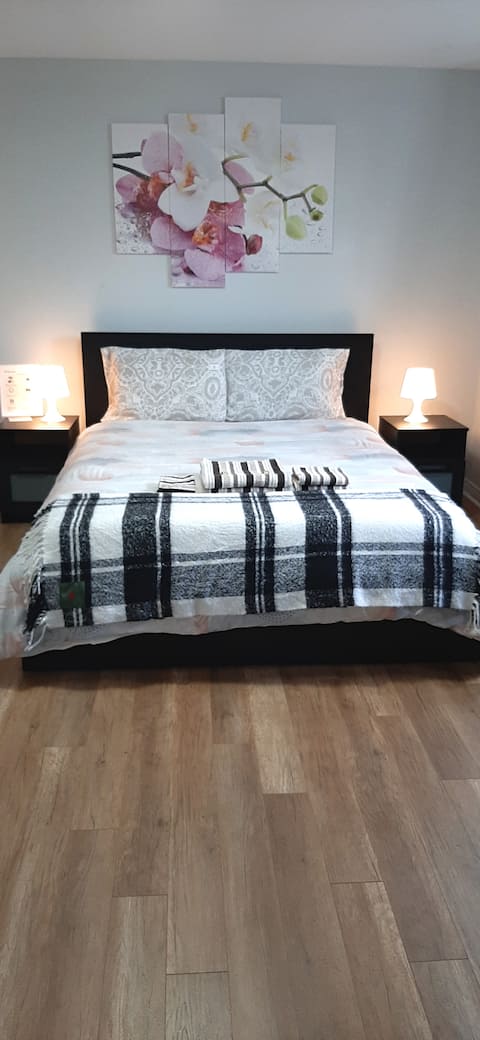 Popular Airbnb listing: Cozy suite with Jacuzzi in Halifax