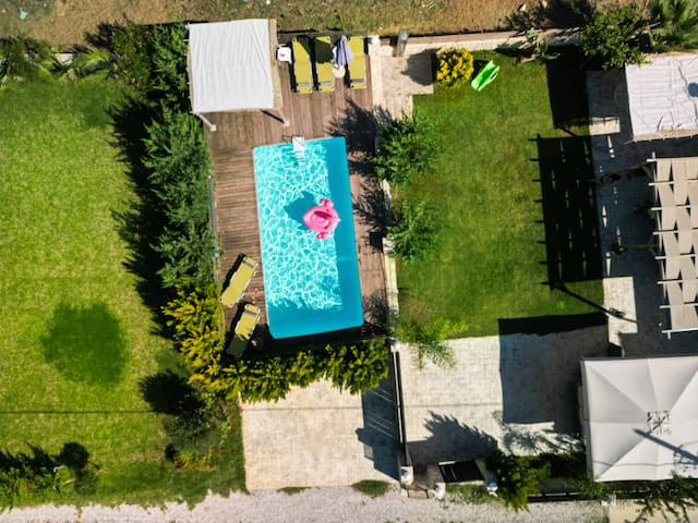Villa 400 m. from the beach max. 16 persons, pool