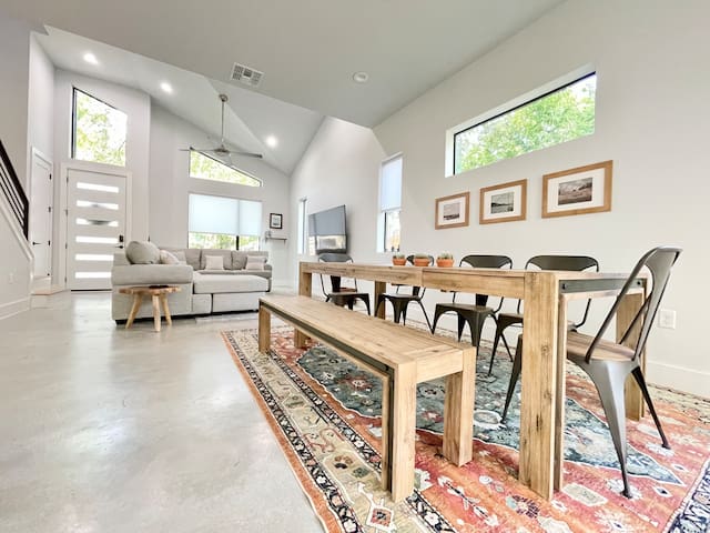 Roomy Downtown Home | Prime Location | Turf Yard